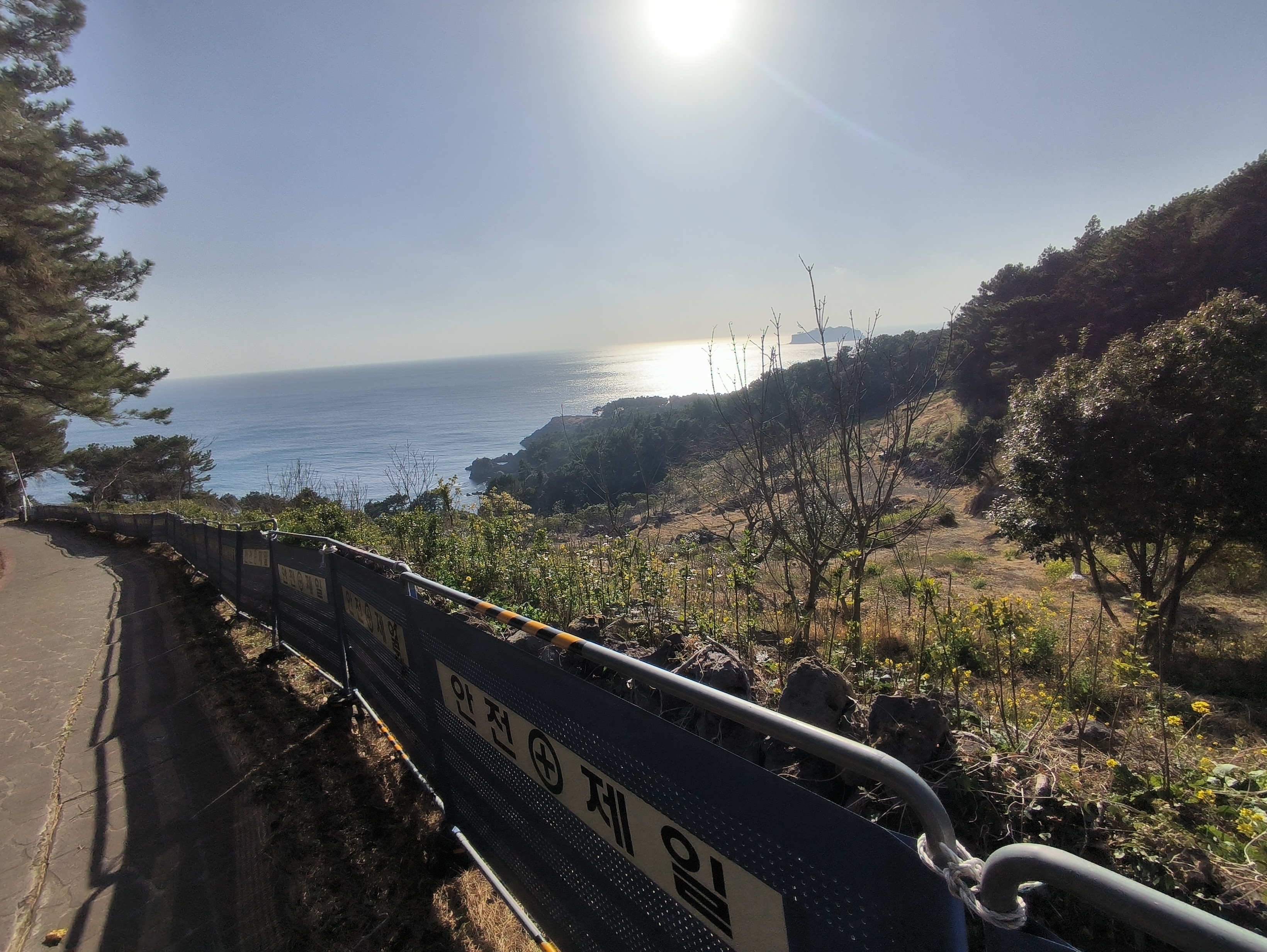 半山腰的海景，手机镜头无法描绘的美