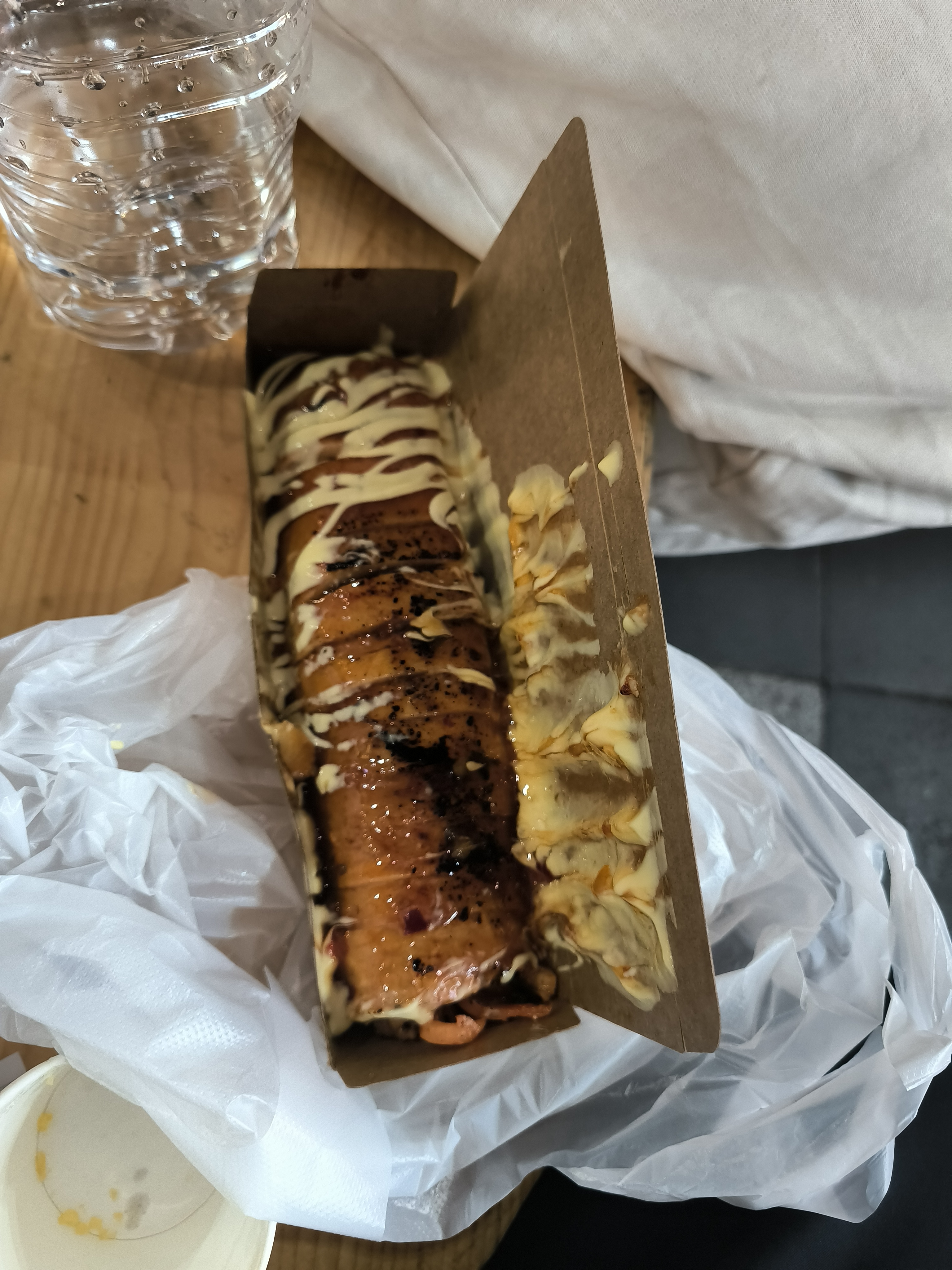 “黑猪肉辛奇卷”